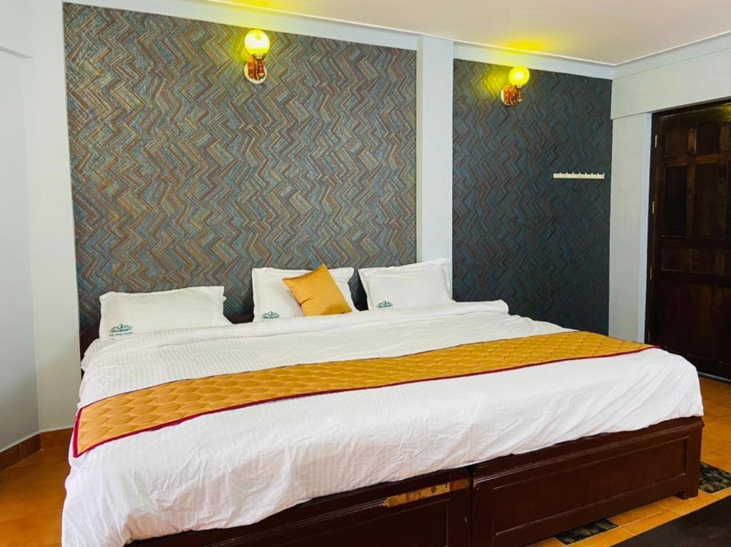 Hotel Bob Leisure Udagamandalam Exterior foto
