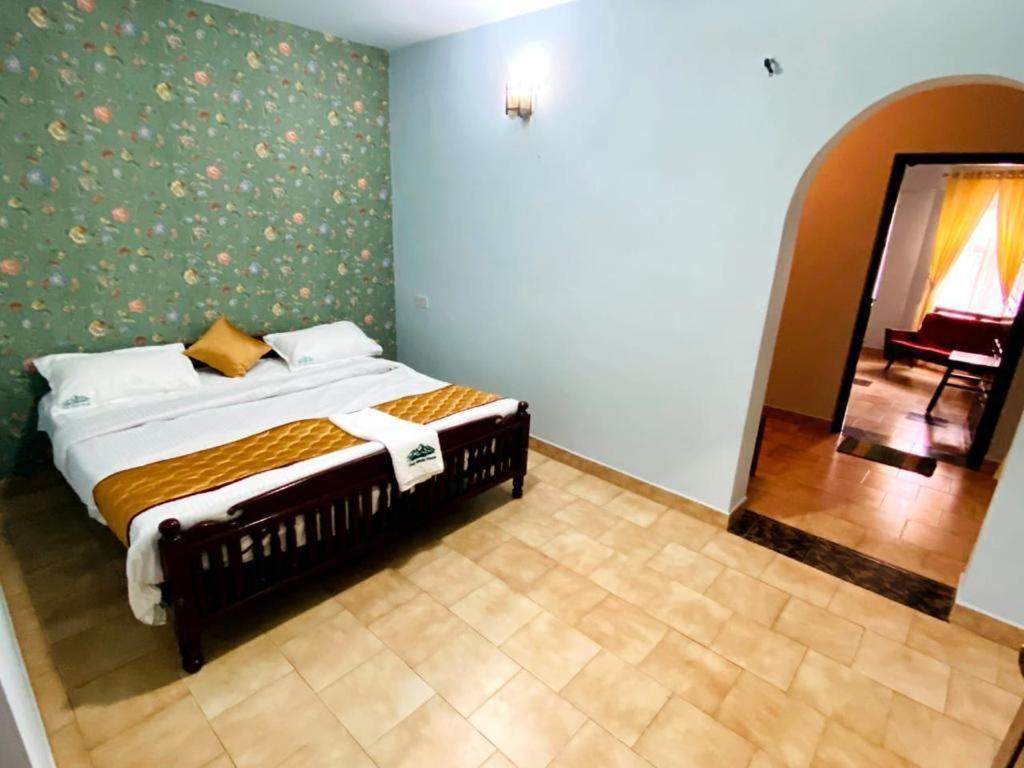 Hotel Bob Leisure Udagamandalam Exterior foto