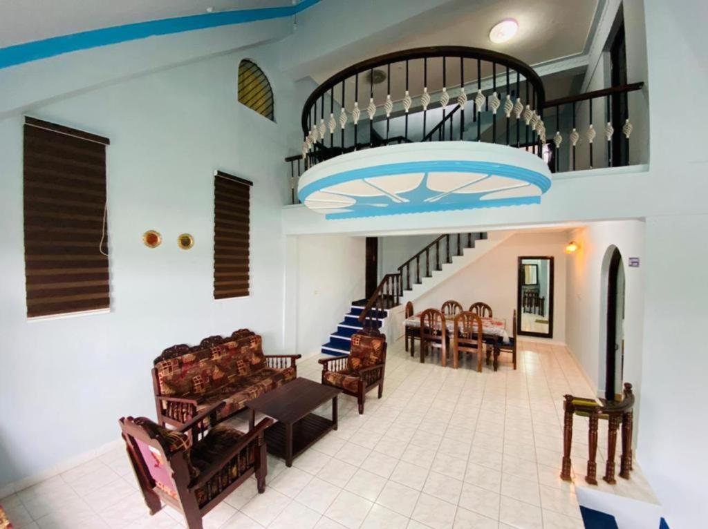 Hotel Bob Leisure Udagamandalam Exterior foto