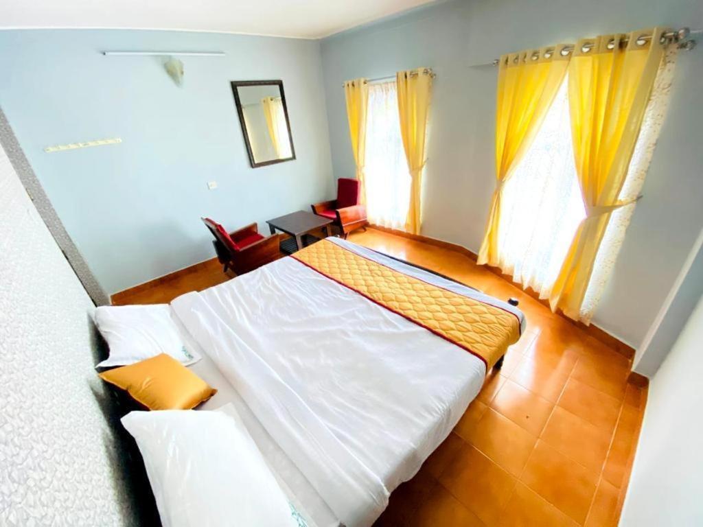 Hotel Bob Leisure Udagamandalam Exterior foto